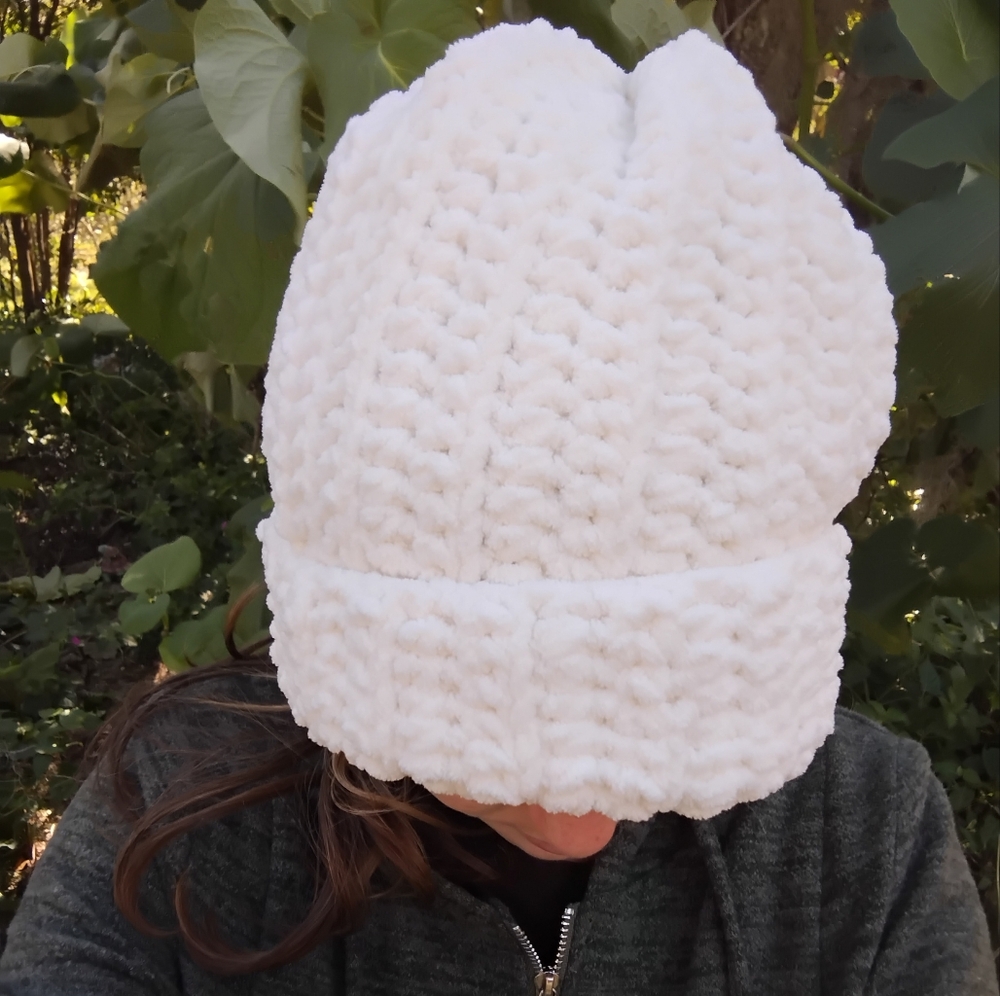 Super chunky crocheted hat - Picture 2 of 5